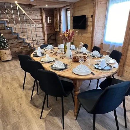 La Dorbluche Duplex 10-11 Person Apartment
